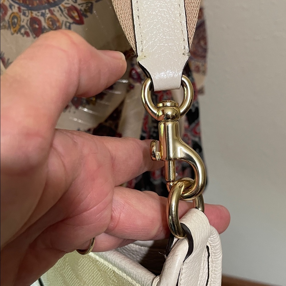 Coach Dempsey file bag - Picture 6 of 15